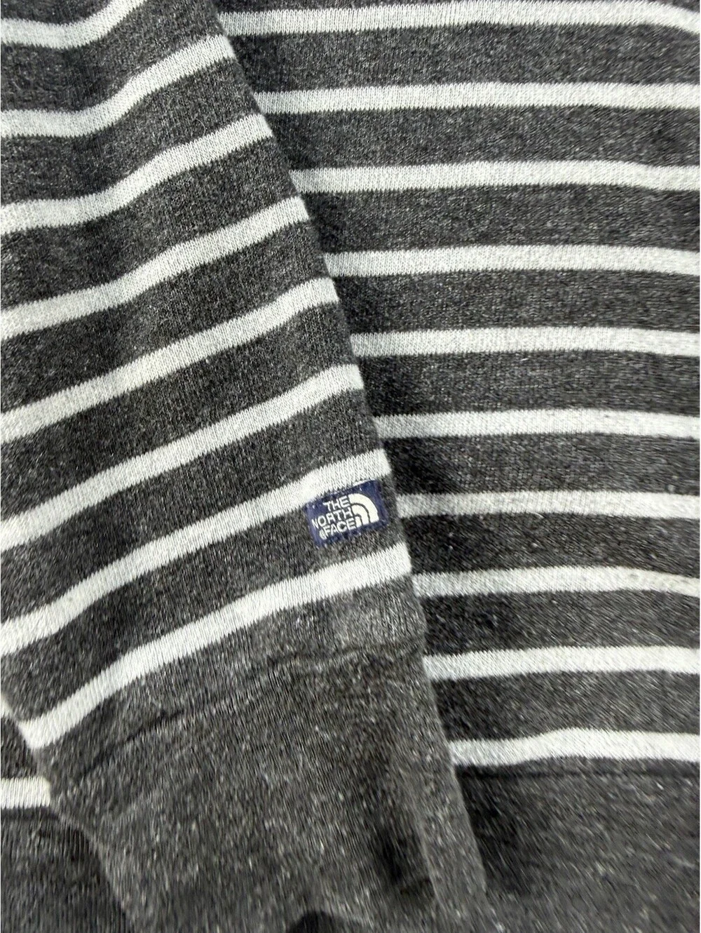 The North Face Hoodie Men’s Large Gray White Striped Full Zip Sweatshirt
